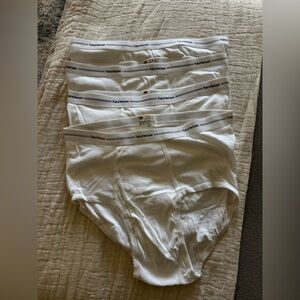 Vintage Fruit of the Loom Men's‎ White Briefs